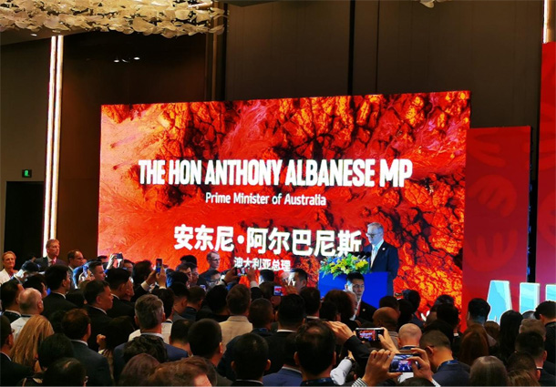Victor-AI-meets-Australian-PM-Anthony-Albanese-2.jpg