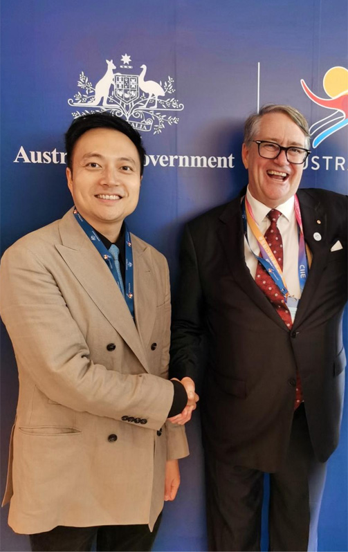 Victor-AI-meets-Australian-PM-Anthony-Albanese-3.jpg